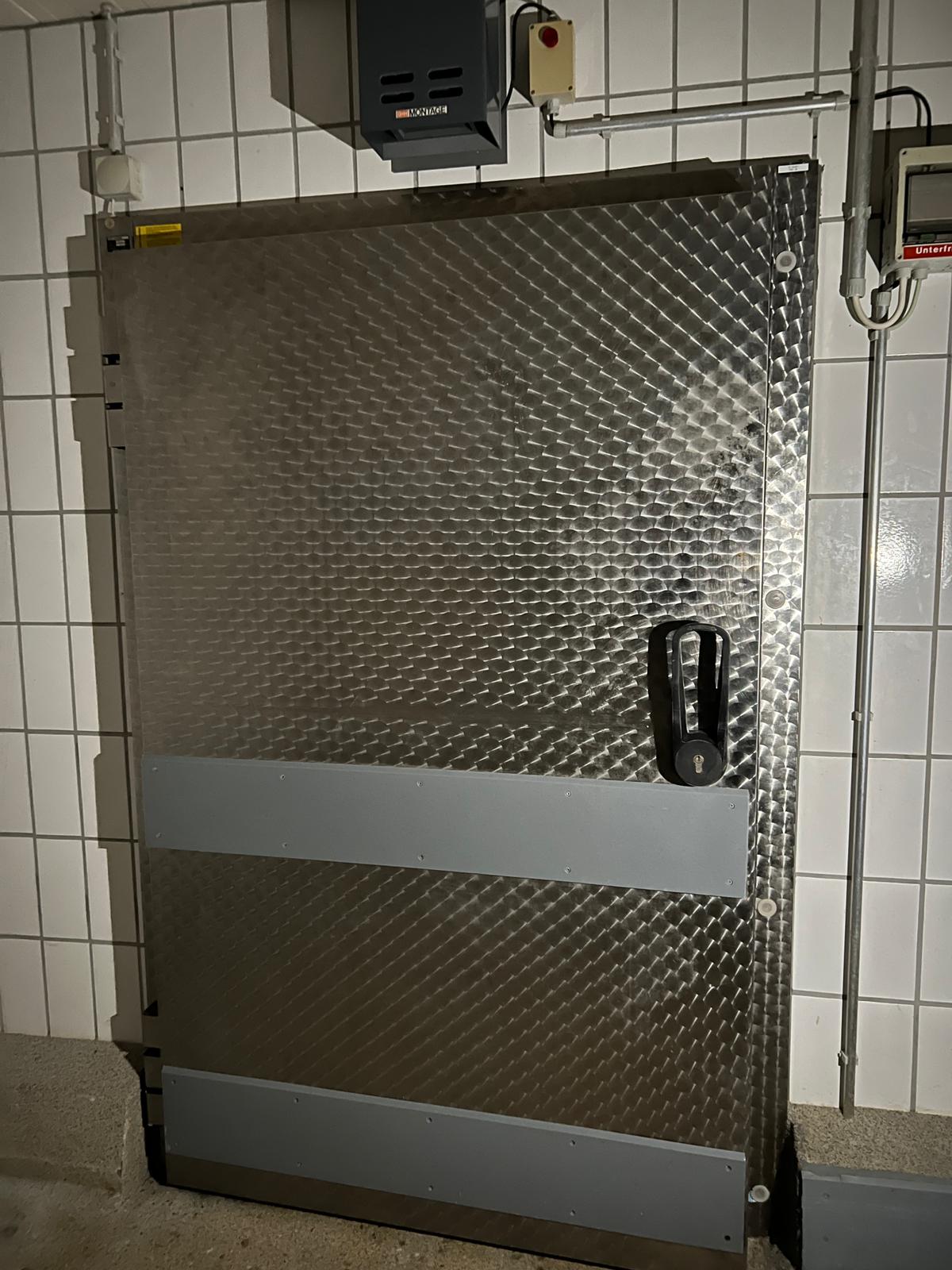 Isoliertür EMS Kühlraumtür Edelstahltür