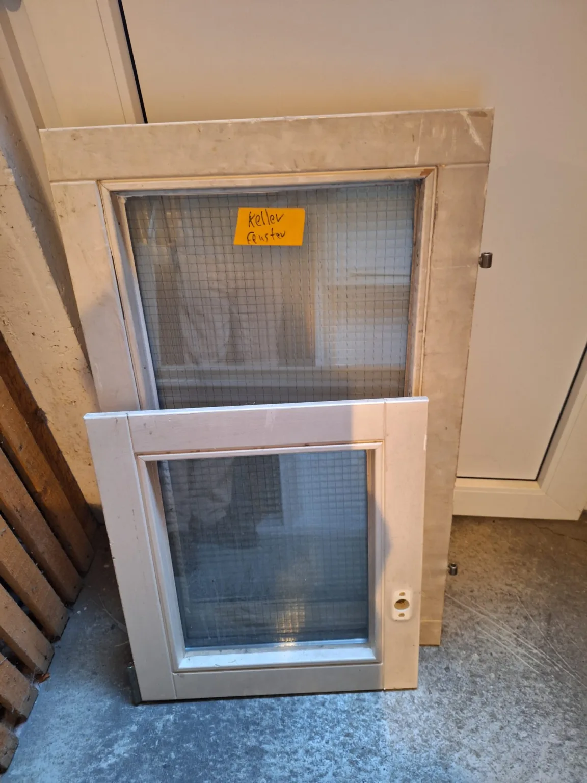 Kellerfenster mit Sicherheitsglas