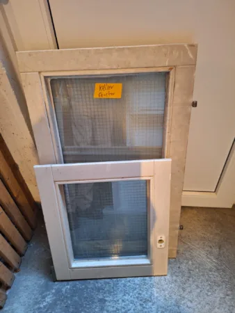 Kellerfenster mit Sicherheitsglas