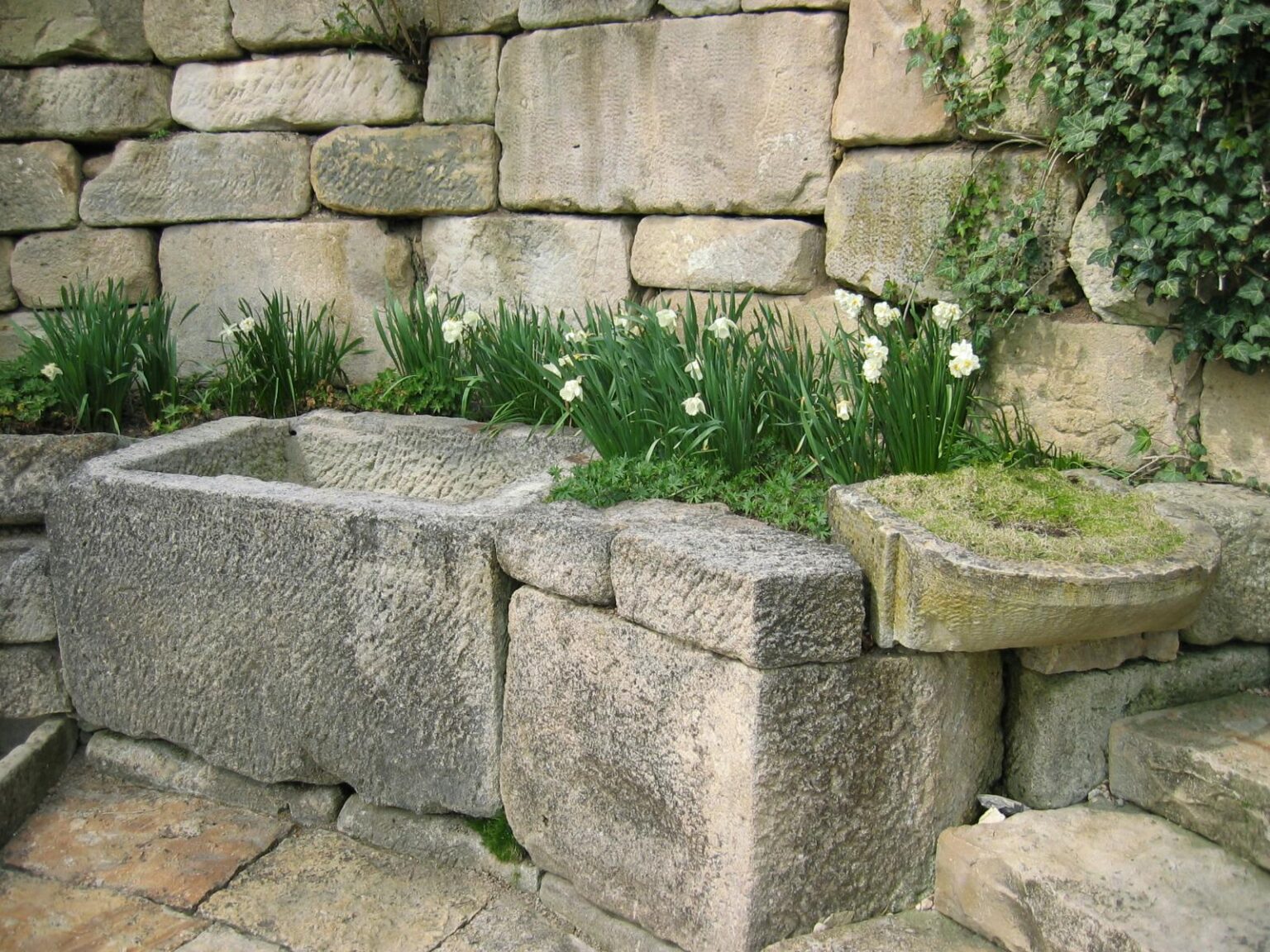 Mauersteine aus Stubensandstein gebraucht, verschiedene Maße, maschinenversetzbar – 1000 kg