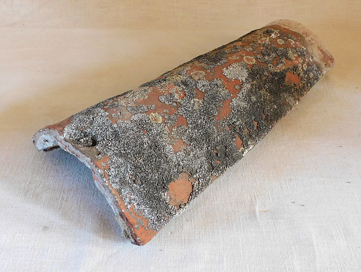 Dach-First Ziegel handgestrichen Um 1870 patiniert Kerzenhalter Wand Dekoration shabby Chic rutikal Landhaus