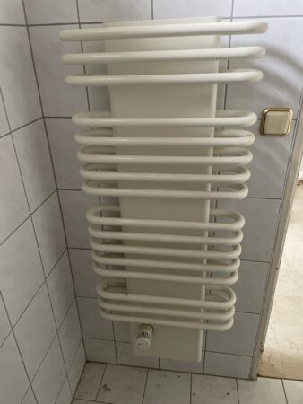 Diverse Heizkörper unterschiedliche Maße