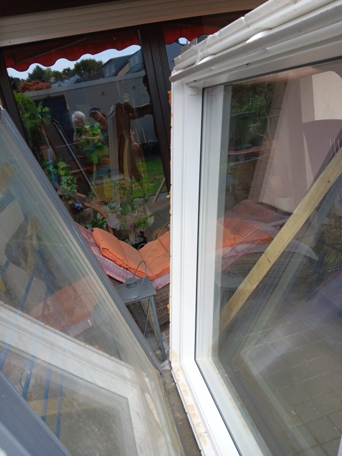 Dachfenster velux schwingfenster GGU SK 080059  10 Jahre alt, guter Zustand
