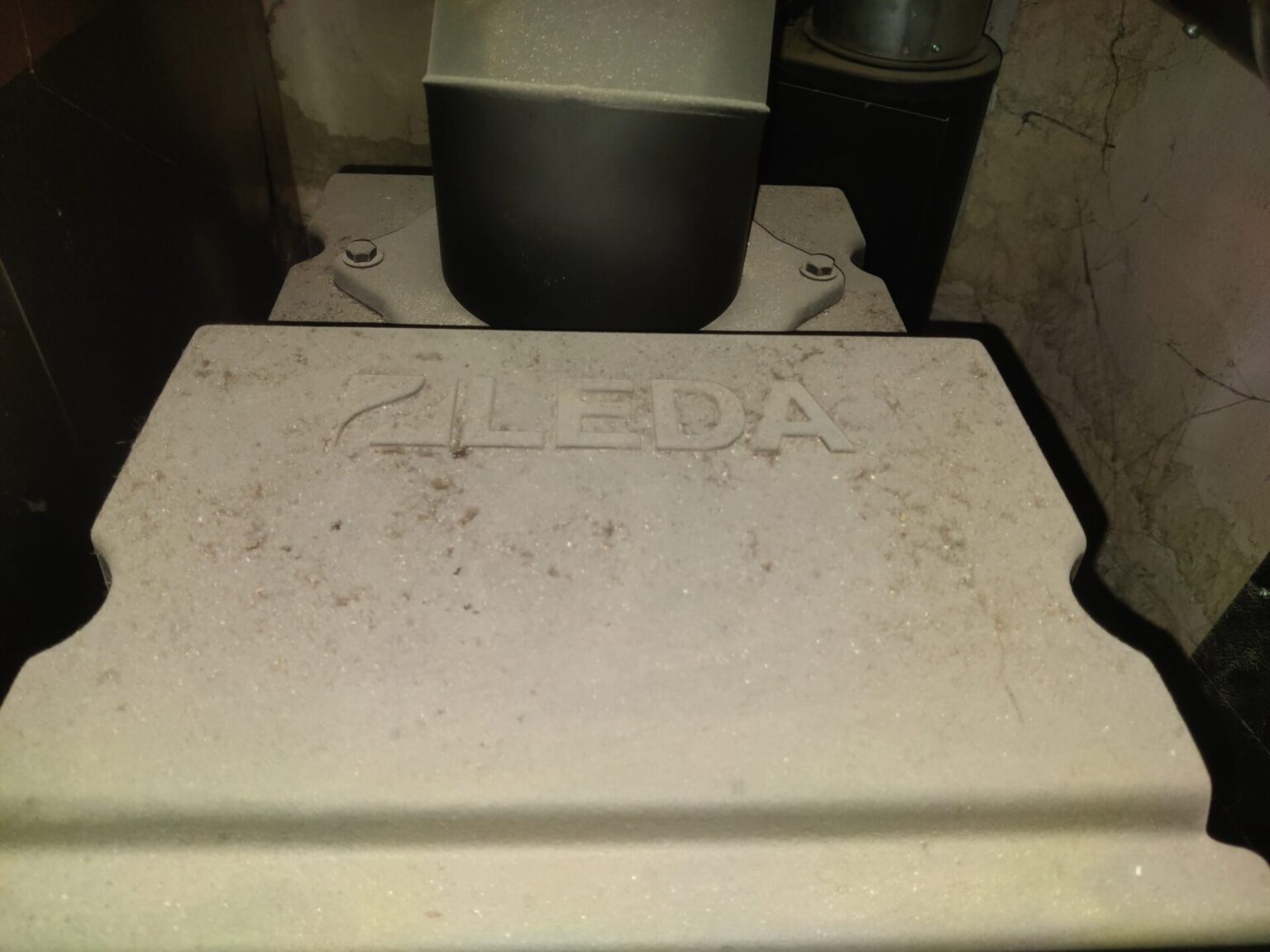 Leda Diamant H 10