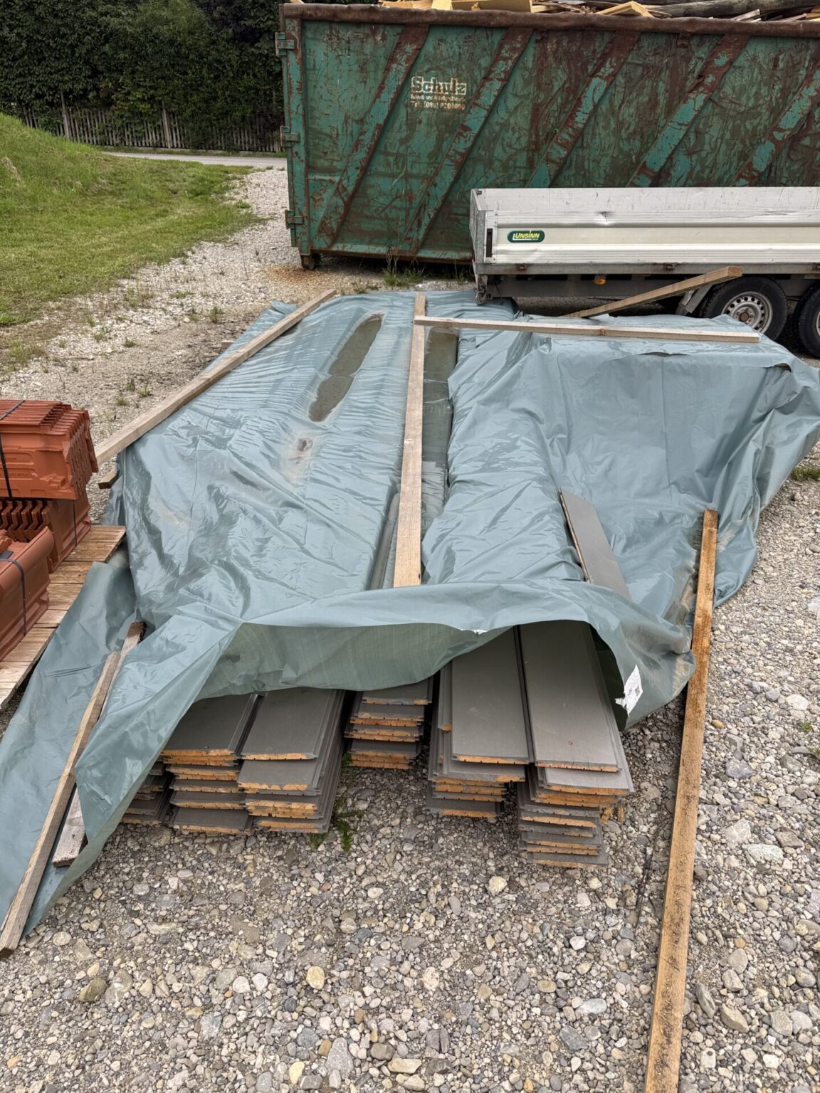 Neue Fasebretter / Dachuntersicht 2x gestrichen OSMO