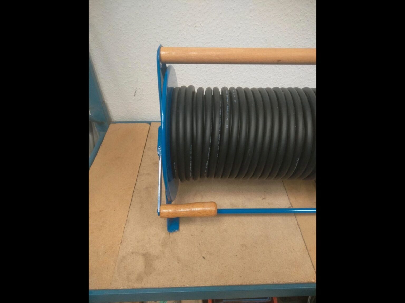 Leitungstrommel / Kabeltrommel 400 Volt – Starkstrom – Notstromaggregat geeignet