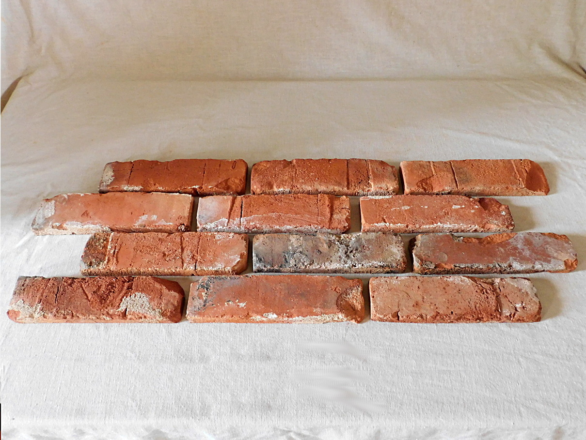 Antik Ziegel Riemchen Backstein Verblender Wand Gestaltung Interieur Design Klinker Landhaus used look shabby chick