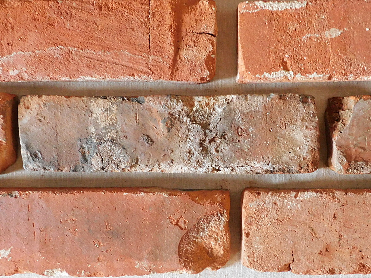 Antik Ziegel Riemchen Backstein Verblender Wand Gestaltung Interieur Design Klinker Landhaus used look shabby chick