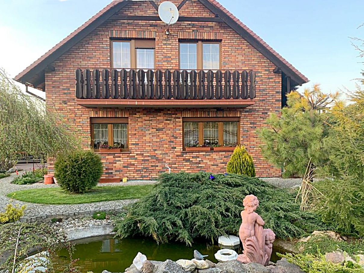 Retro Spar Fassade Natur Rückbau Stein Verkleidung antik Riemchen