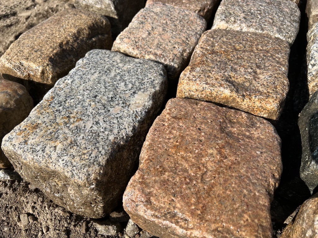 Alte Kopfsteinpflaster 15×15 Granit Großpflaster Altstadtpflaster