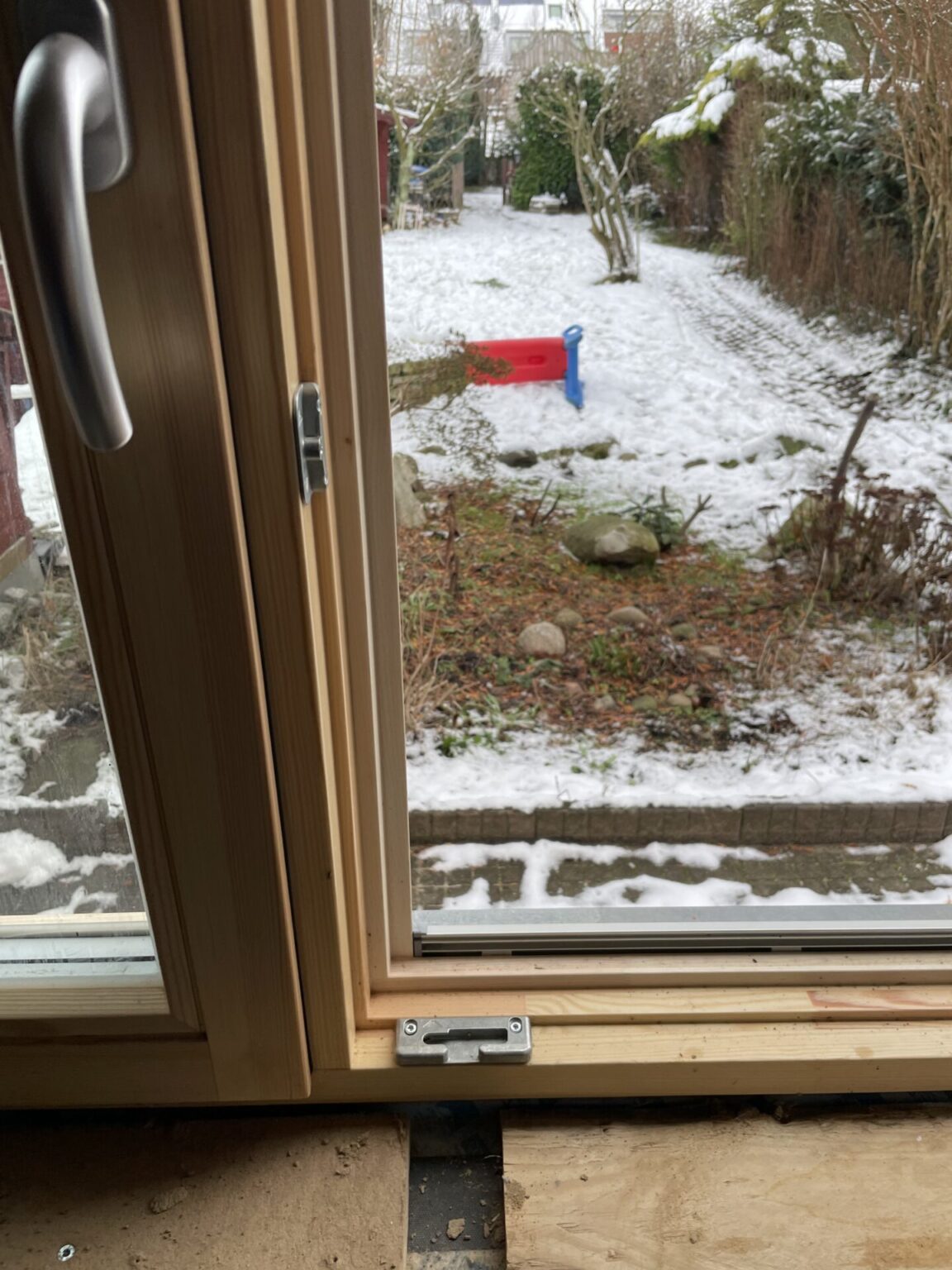 Neues Holzfenster 2flügelig/ 3 fach verglast