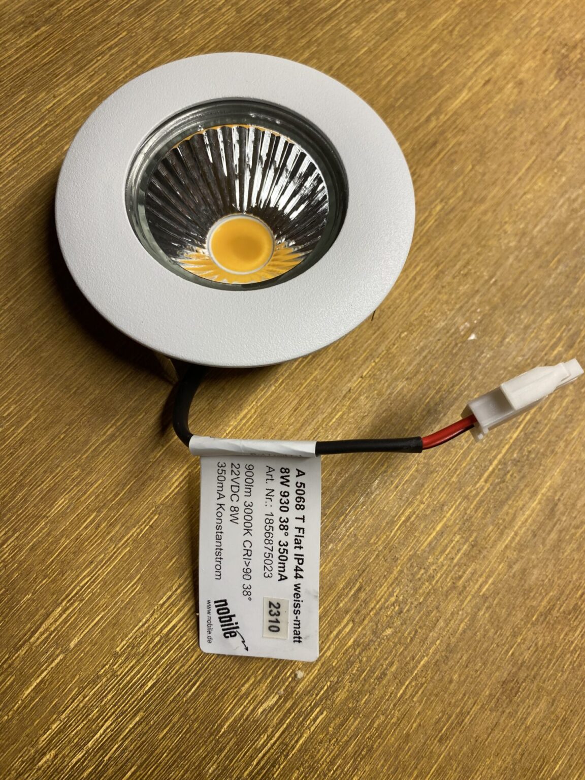 LED-Einbau-Downlight A 5068 T Flat IP44, 8W, 930, 38°, dim C, Neu und OVP