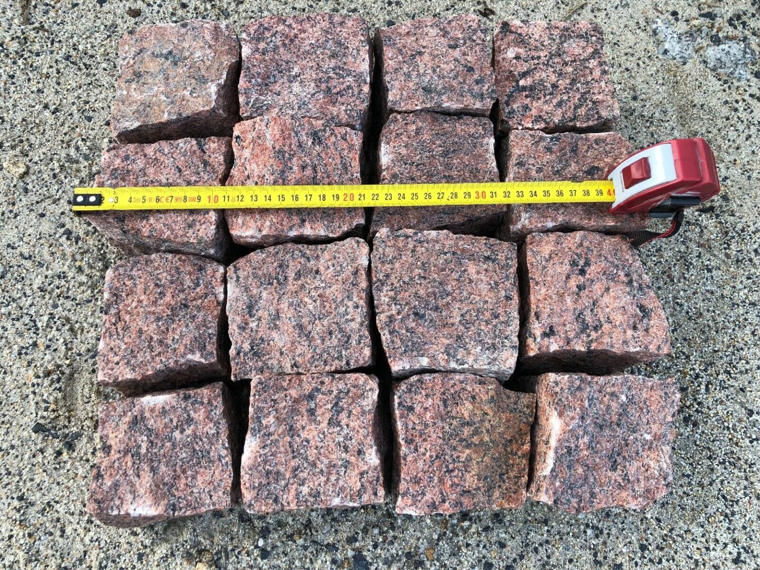 Rötliches Granit Pflastersteine 9×11 cm – frostbeständiger Naturstein