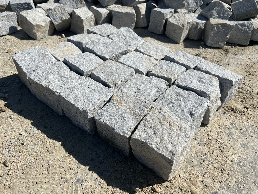 Granit Pflastersteine 9×11 cm Natursteine – hohe Belastbarkeit