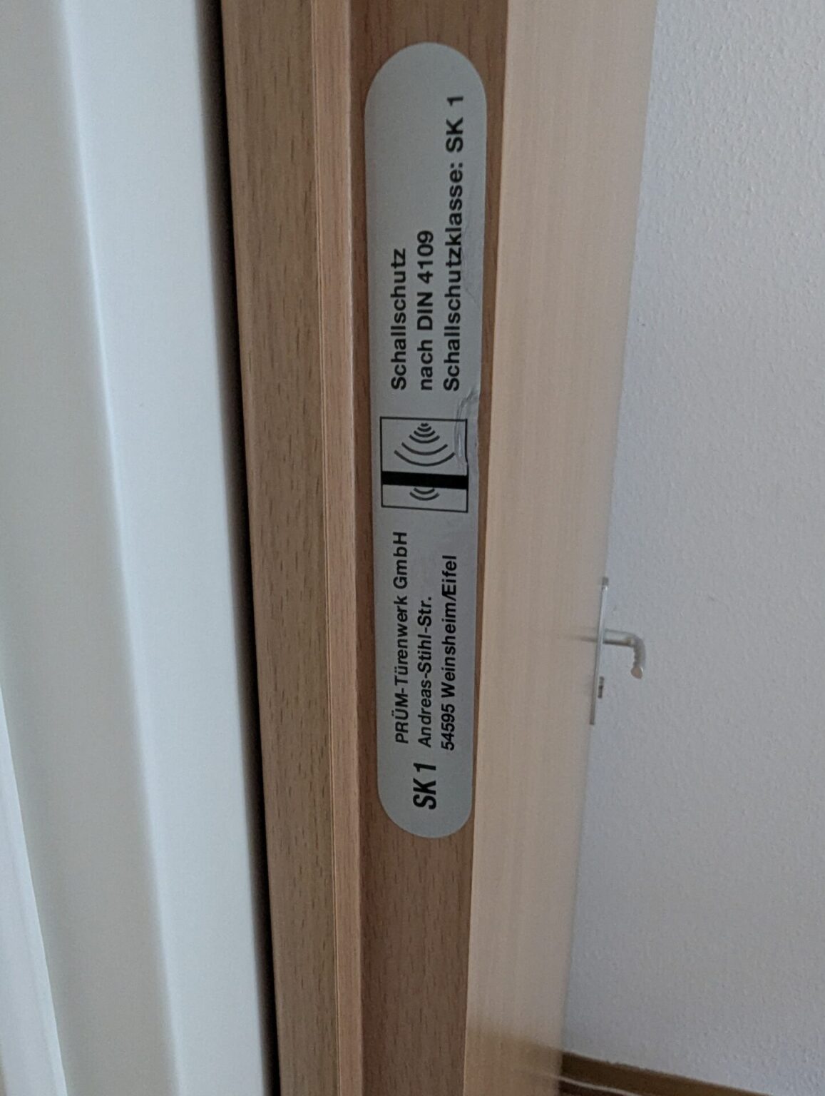 2 Türen 95cm rollstuhlgerecht