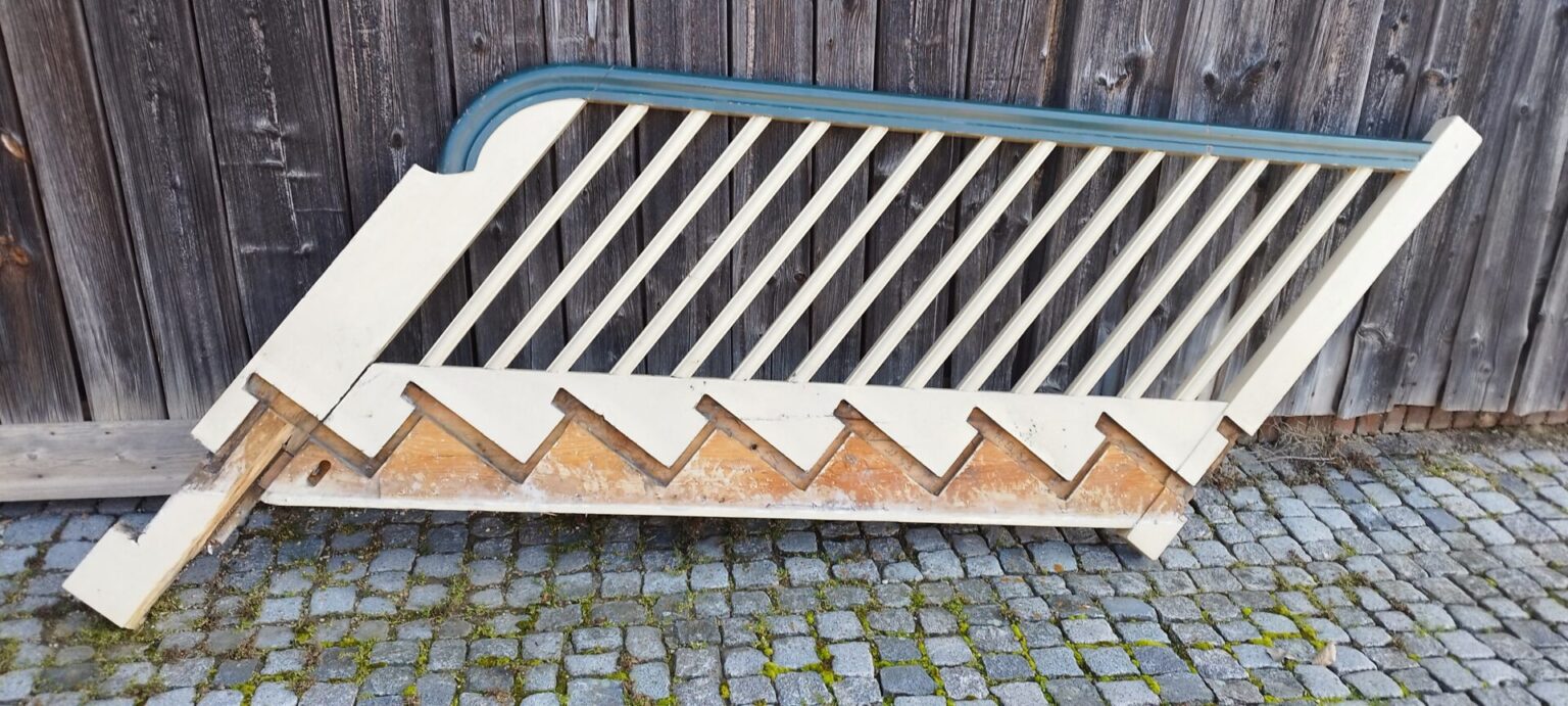 Treppengeländer Holz, ca. 60 Jahre alt