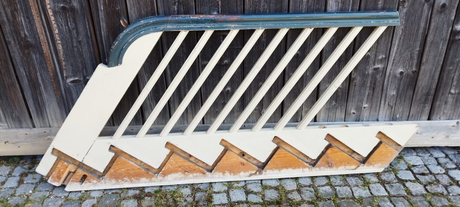 Treppengeländer Holz, ca. 60 Jahre alt