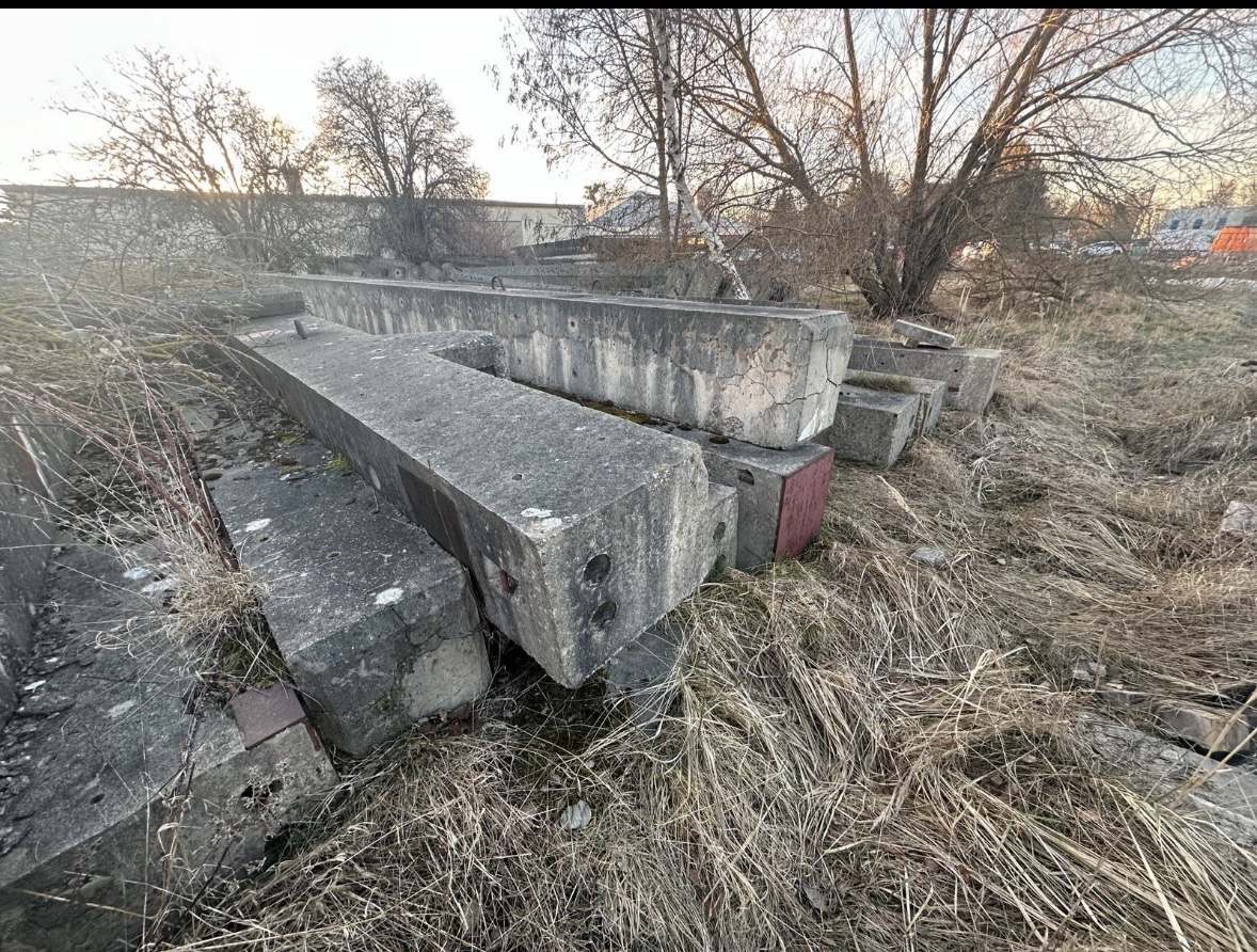 Stahlbeton-/Betonplatten