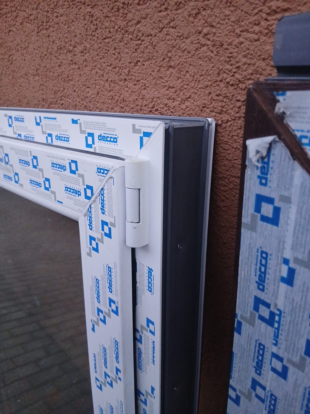 4x neue 3-fach verglaste PVC-Alu Fenstwr