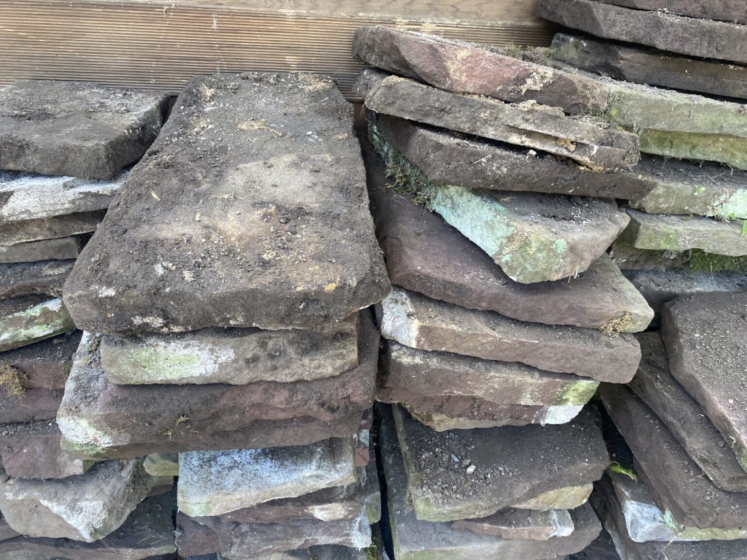 Natursteinplatten