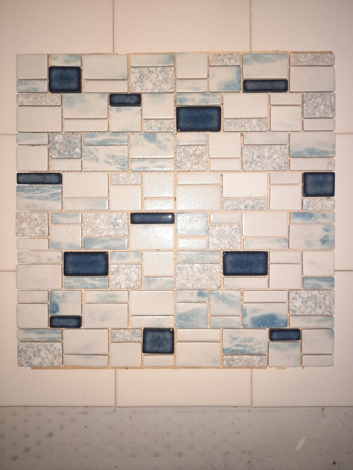 Original 70er Jahre Mosaikfliesen • Made in Japan • NOS • ca. 10m²
