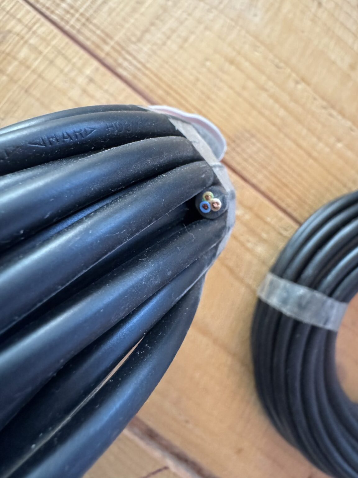 Schlauchleitung H03VV-F 3 G 0,75 10m schwarz