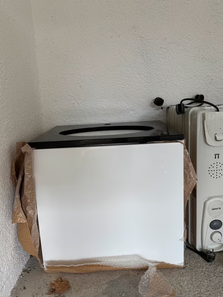 Villeroy & Boch Waschbecken inkl. Unterschrank