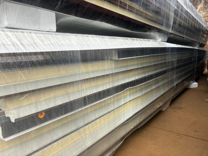 Sandwichpaneele B-C Ware ab 8,50 EUR/m² 40 bis 160mm unsortiert