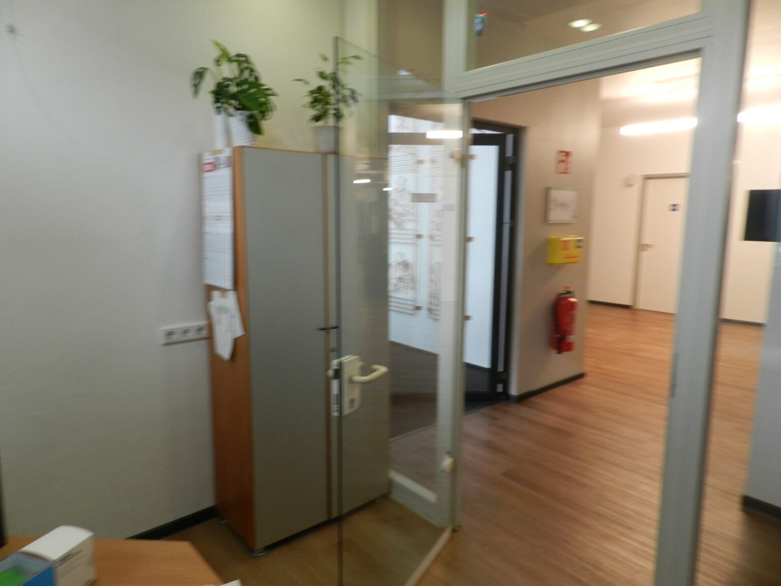 Lehnert GmbH Glastrennwand / Bürotrennwand /Trennwand