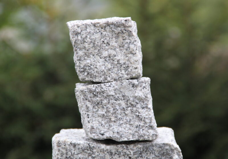 Granitpflaster 8/11 cm Hellgrau – mit Lieferung – Naturgranit aus Schlesien
