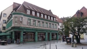 Aussenfassade mit Steingutfliesen Aussenfassade mit Steingutfliesen