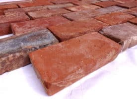 Bodenziegel Bodenplatten Weinkeller Antikziegel alte Mauersteine Backsteine Terracotta Ziegelboden Bodenziegel Bodenplatten Weinkeller Antikziegel alte Mauersteine Backsteine Terracotta Ziegelboden