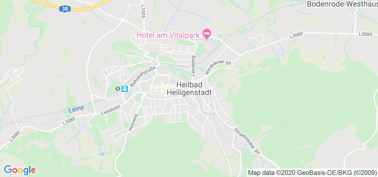 Hochwertige Fenster plus Balkontür!