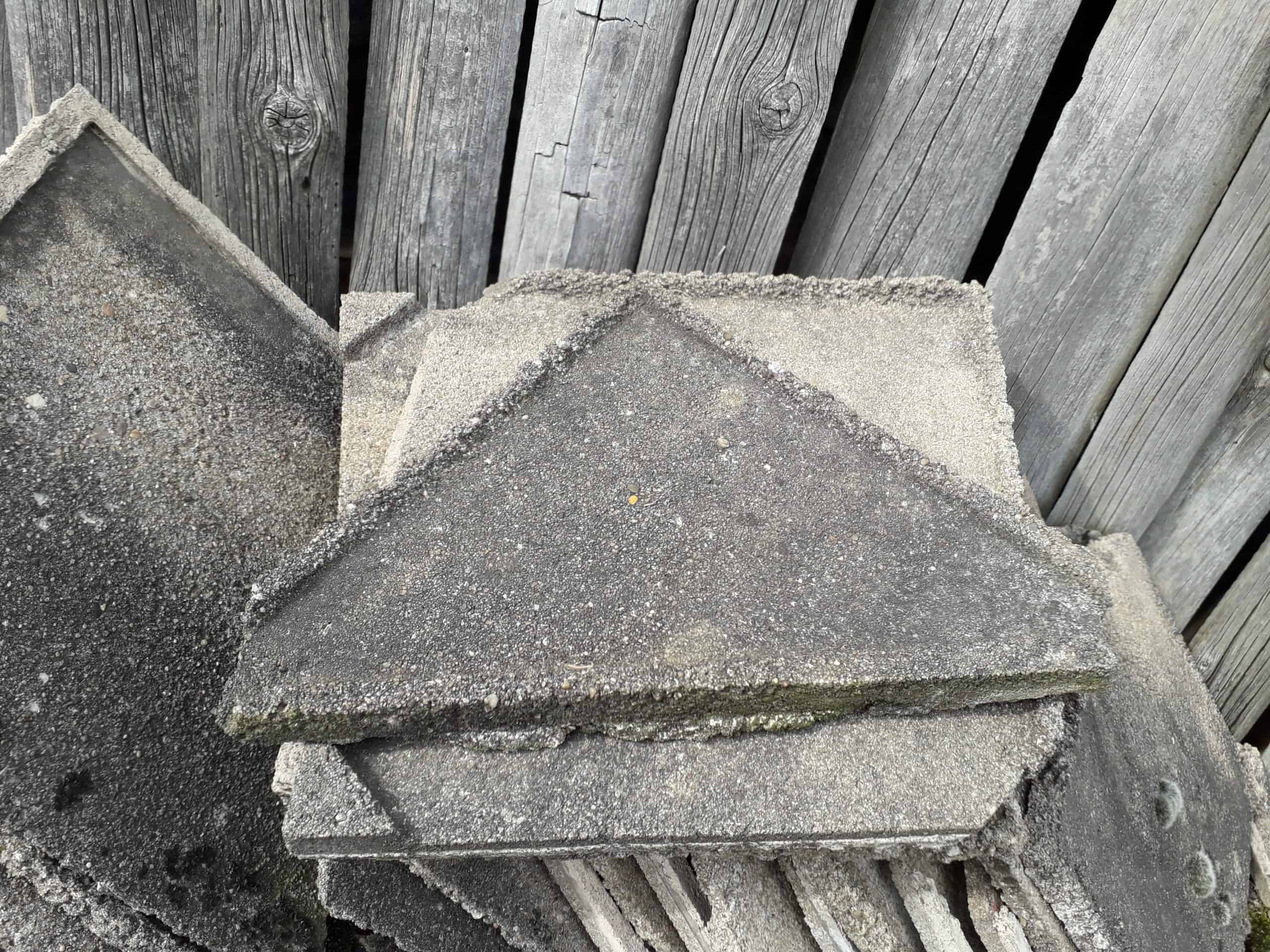 Historische Zementdachziegel von 1903