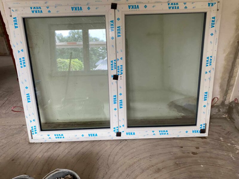VEKA 3-fach verglastes Fenster