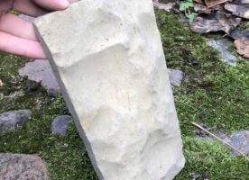 Flache Verblendbetonsteine