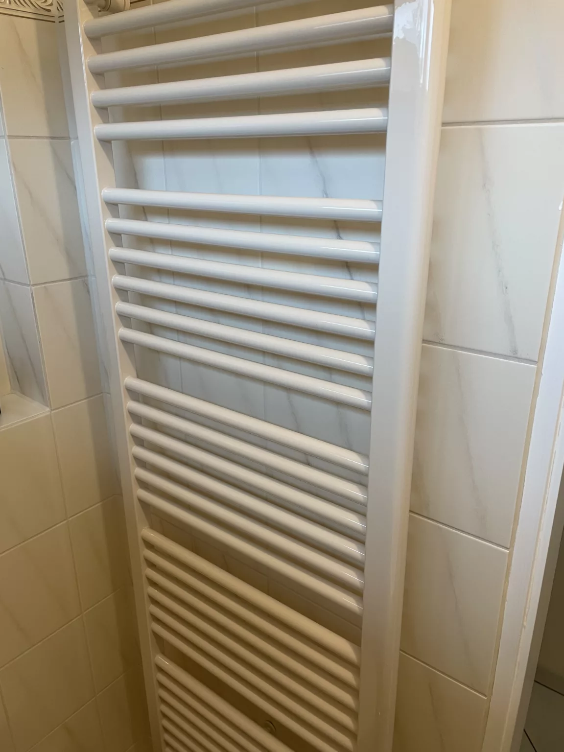Bad Heizkörper creme 175×60