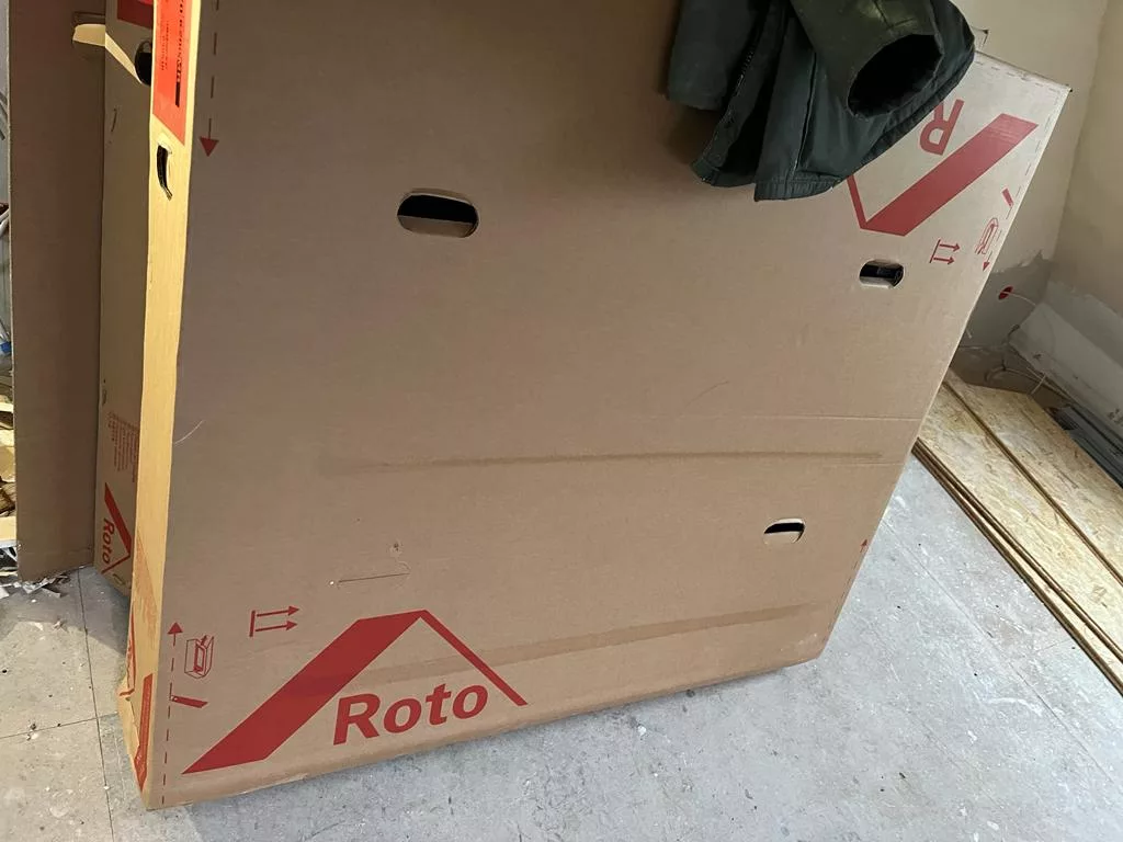Dachfenster Roto WDF 88, 935x1020mm Kunst. weiß