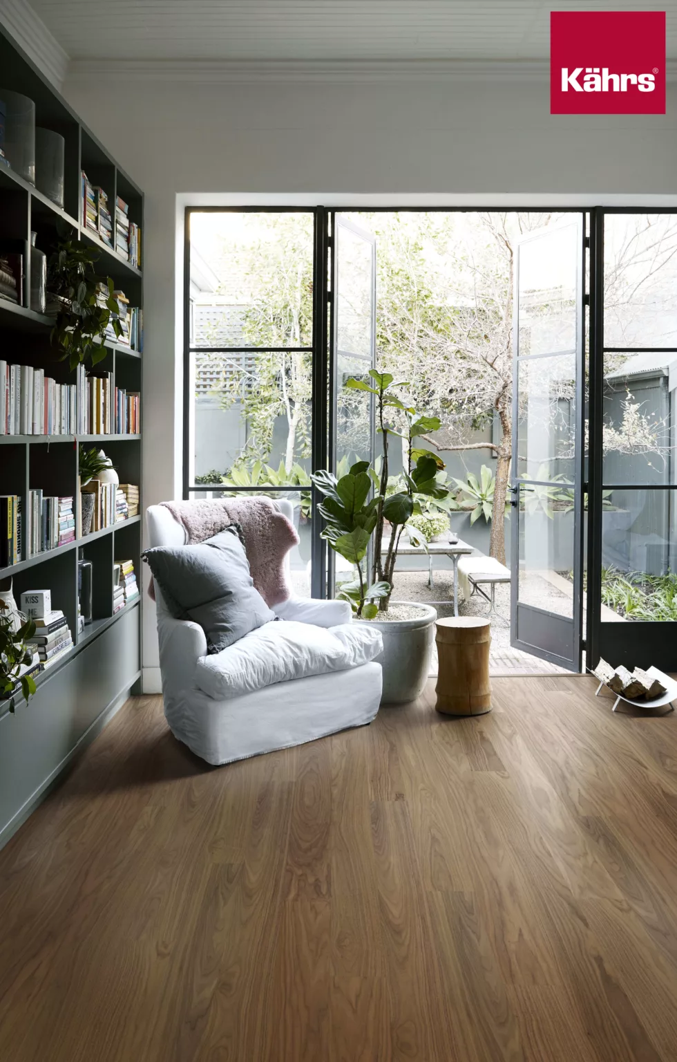 KÄHRS Furnierboden Walnuss Landhausdiele lackiert