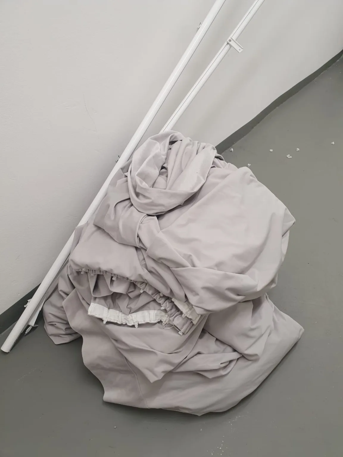 Vorhang mit Vorhangstange