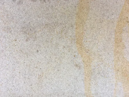 Sandstein Bodenplatten in Bahnen, neu 60-100x30x4cm, gesägt, 1 m²