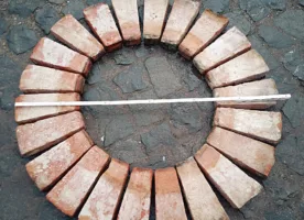 Antike Rückbau konisch Rund radial Brunnen Bogen Ziegel terracotta Feldbrand handgestrichen
