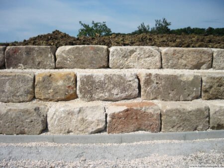 Mauersteine aus Stubensandstein gebraucht, verschiedene Maße, maschinenversetzbar – 1000 kg
