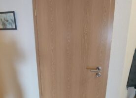 Zimmertür Typ CPL Eiche mit Zarge und Türdrücker