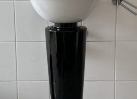 Waschbrunnen von Duravit und Armatur von Dornbracht