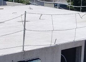 Sicherheitspfosten inkl. Kette für 42m Länge, CT-Handelsgesellschaft (CT-SP-001, Art.Nr. GS-PS-10-A-1807)