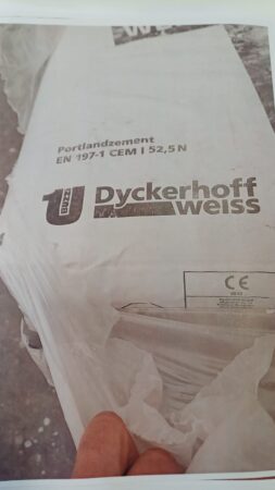 Dyckerhoff WEISS Zement