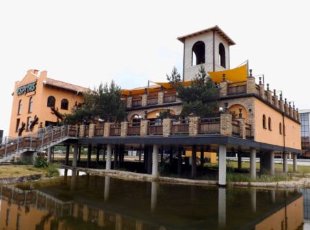 Historische Ziegelsteine rustikal original Backstein mediterran Landhaus Loft urig
