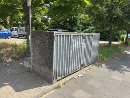 Mülltonnenbox zu Verschenken