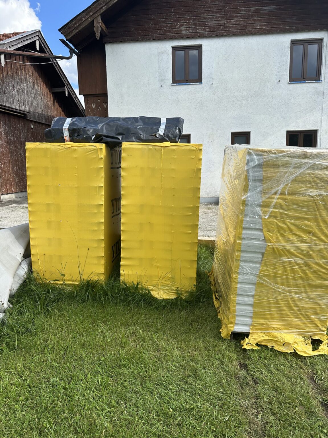 3 Paletten Ytong Steine mit Sturz und 3 Säcke Kleber